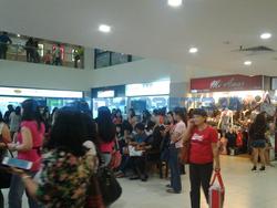 LUCKY PLAZA (D9), Retail #81322202